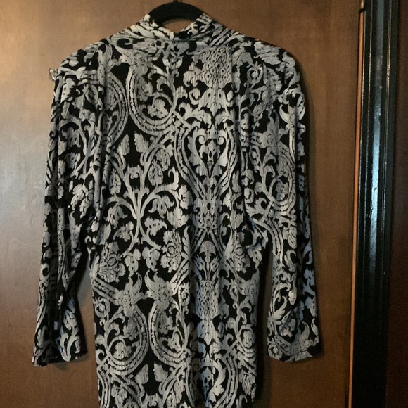 Top - Picture 3 of 3